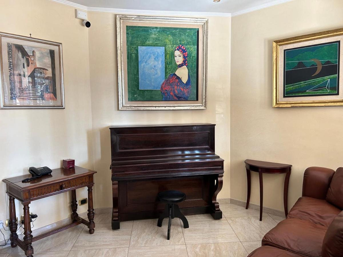 Villa Visconti - Anagnina By Ghor Rom Exterior foto