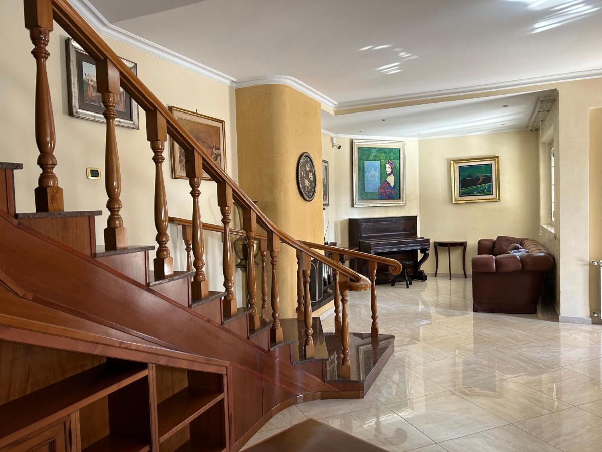 Villa Visconti - Anagnina By Ghor Rom Exterior foto